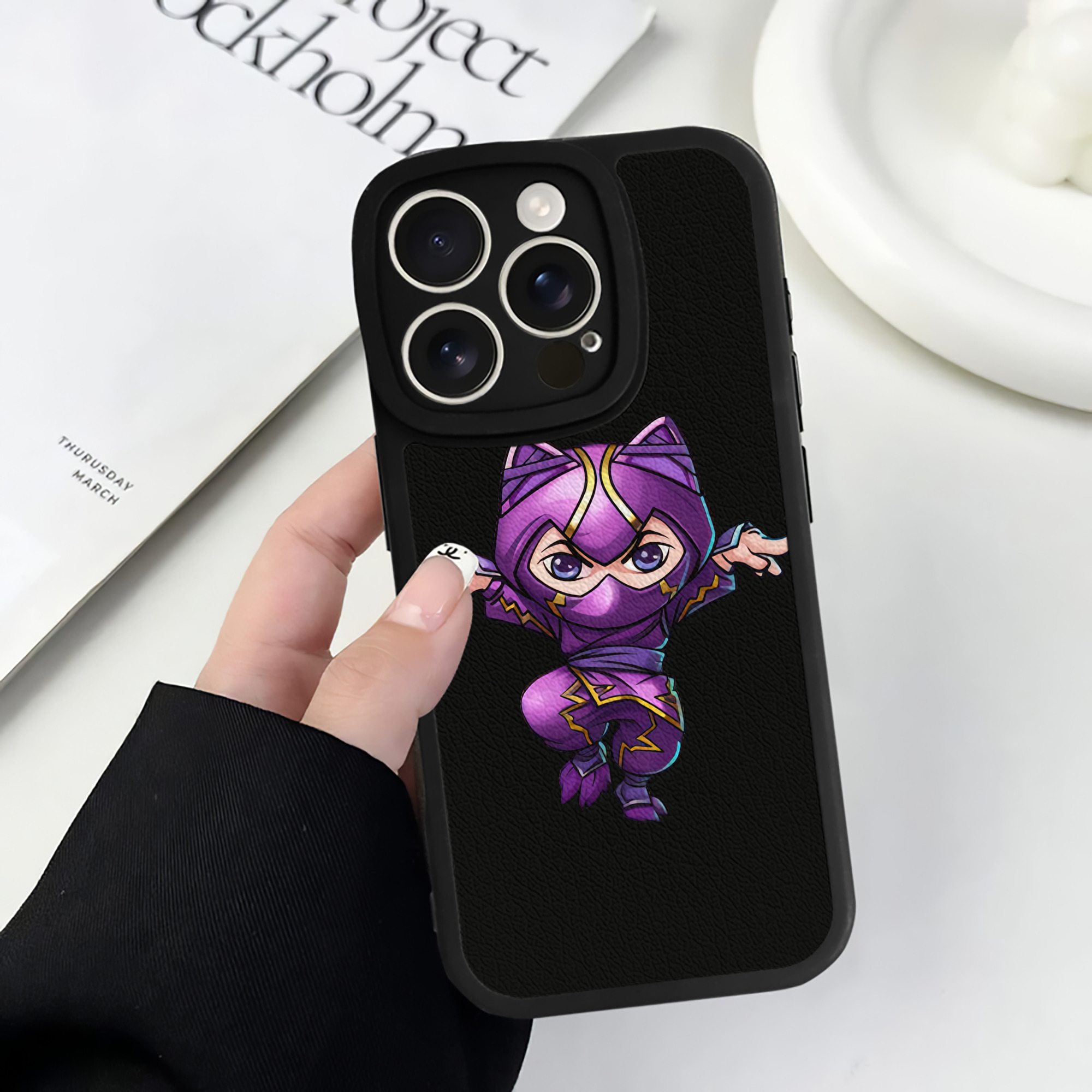 リーグ・オブ・レジェンド League of Legends LOL 【iPhone 16シリーズ対応】シリコンスマホケース（レザー調） 材質：シリコン